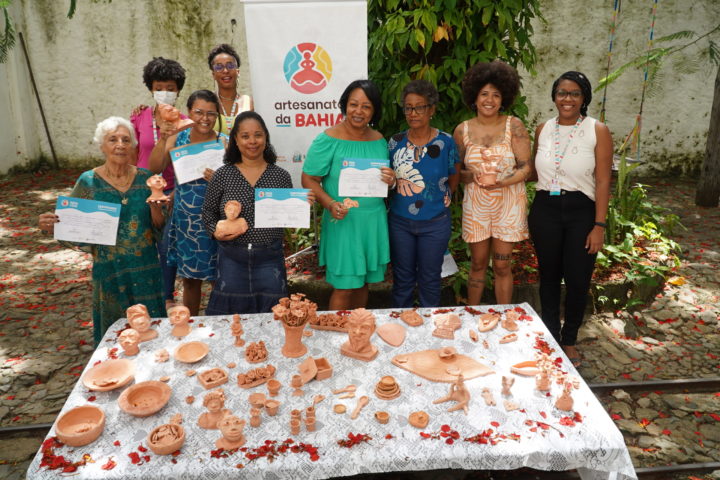 Mostra final de modelagem em cerâmica encerra o curso em Salvador