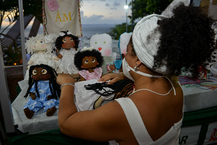Feira Artesanato da Bahia encerra temporada no pelourinho