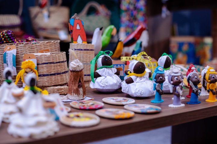 LOUNGE DO ARTESANATO DA BAHIA ATRAI MUITA GENTE NO  PARQUE DE EXPOSIÇÕES