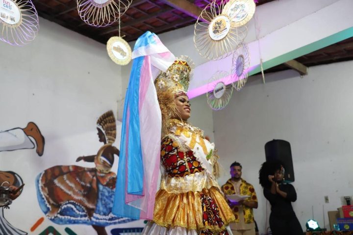 ARTESANATO DA BAHIA PREMIA VENCEDORES DA NOITE DA BELEZA NEGRA