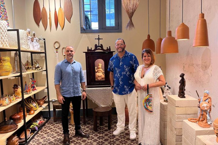 Artesanato da Bahia estreia na CASACOR 2025 com loja e galeria que valorizam artistas populares e obras autorais