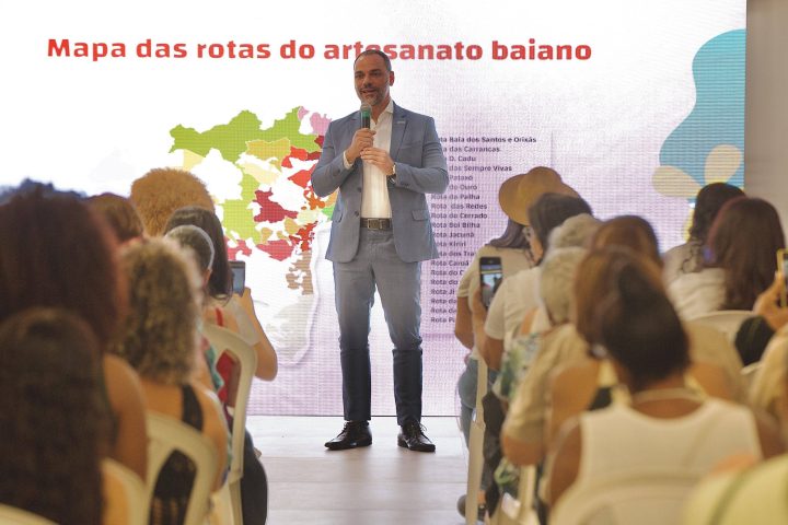 Lançamento de assistente virtual, e-commerce e Prêmio Artesanato da Bahia marcam Dia do Artesão